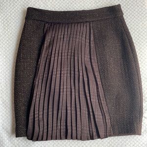 0 2BRych brown wool knit shirt w pleated houndstooth front